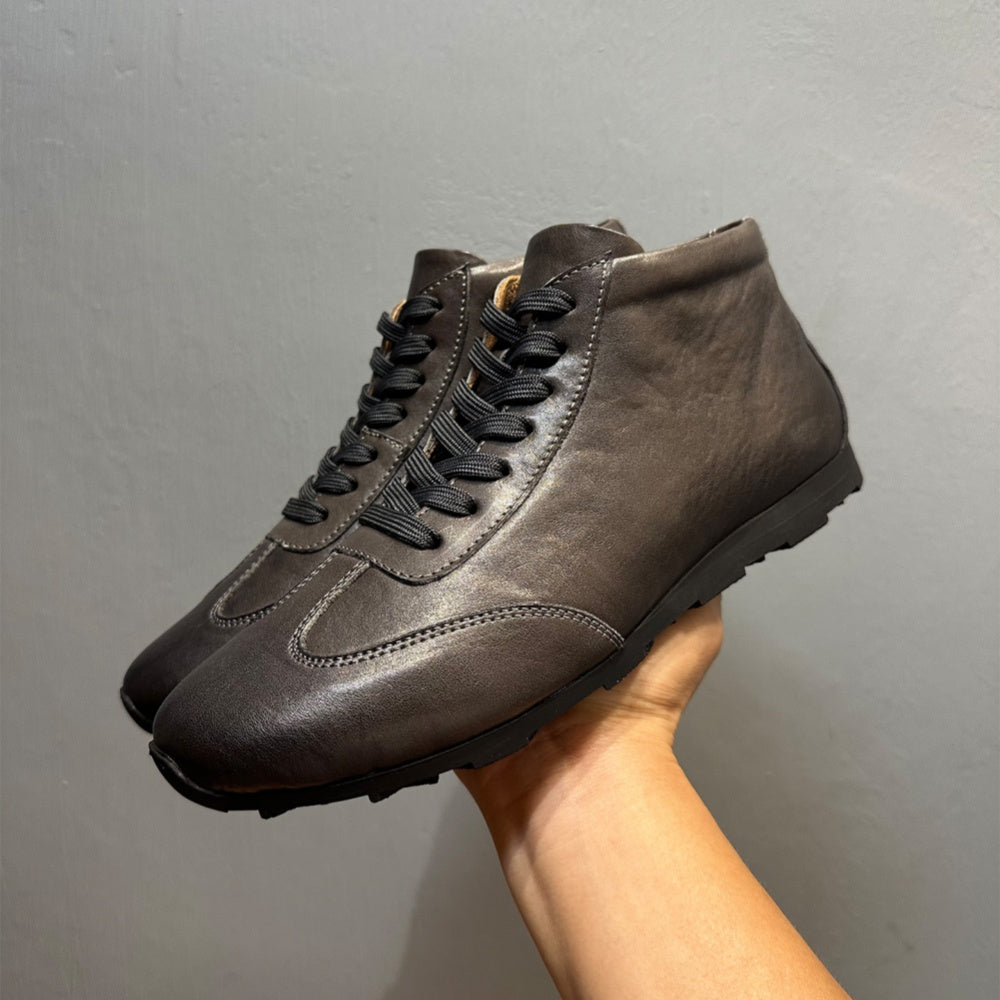 High-top men's new leather casual shoes, flat-soled lace-up boots, retro and versatile black shoes