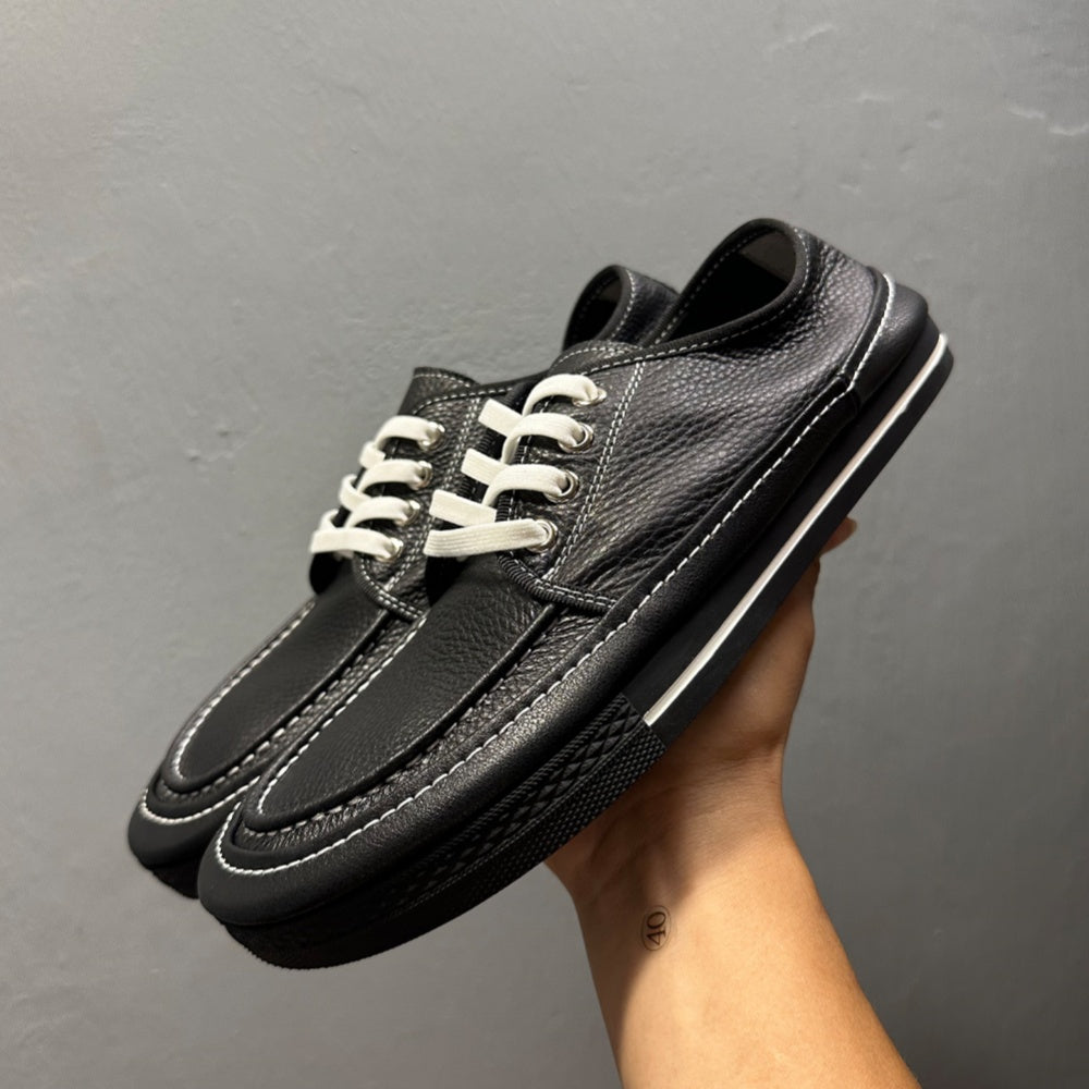 Leather casual men's shoes, suitable for both work occasions and outdoor use. Black canvas men's shoes.