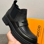 New high-top sports shoes - Premium leather casual shoes for men. Premium leather men's boots.
