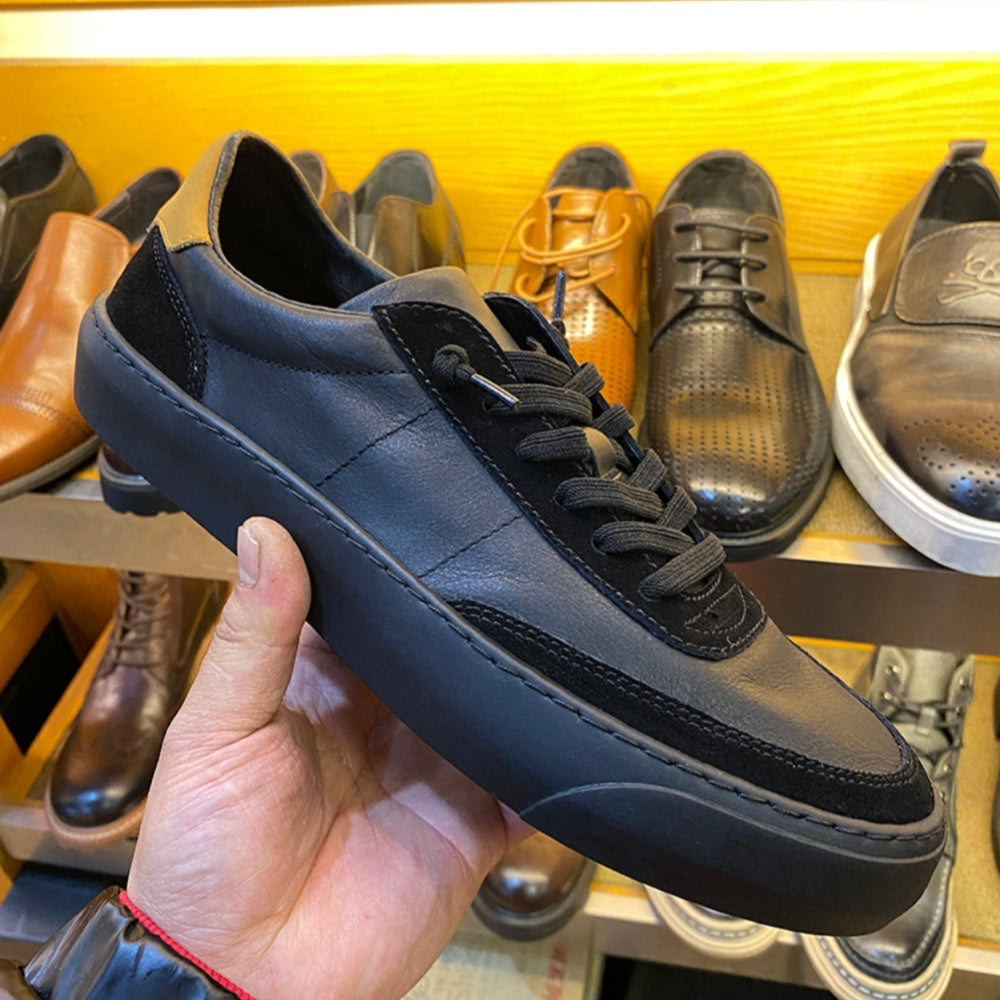 New leather upper shoe style - Excellent breathability, black sole. Very comfortable and casual.
