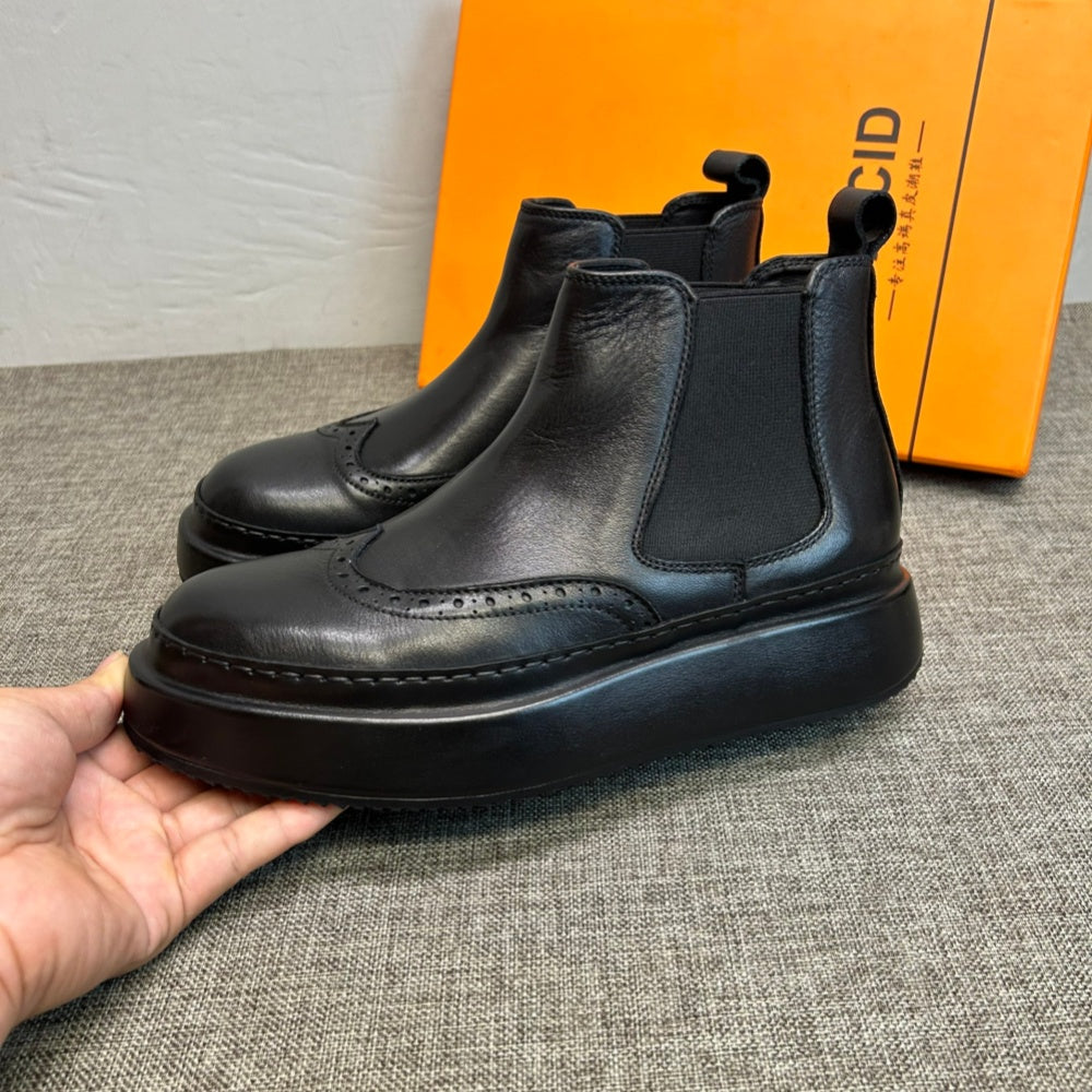 Men's new high-top shoes  Men's fashionable leather shoes  Men's leather foot covers for casual shoes