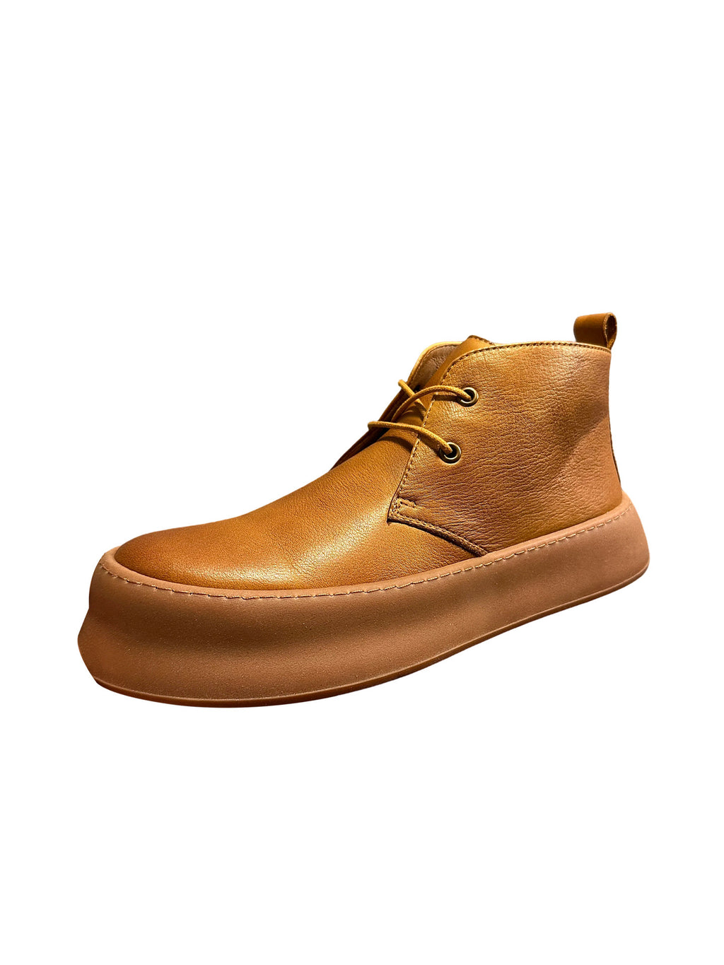 Men's new leather thick-textured suede high-top casual shoes, with thick sole and high-top design.