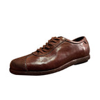Men's leather training shoes with a retro distressed effect, comfortable and breathable, handcrafted.