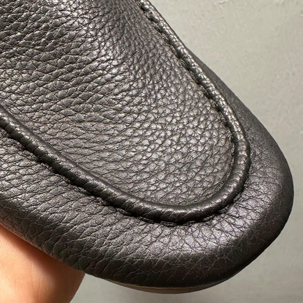 High-end genuine leather shoes, relaxed and laid-back style leather shoes, soft sole, black loafers.
