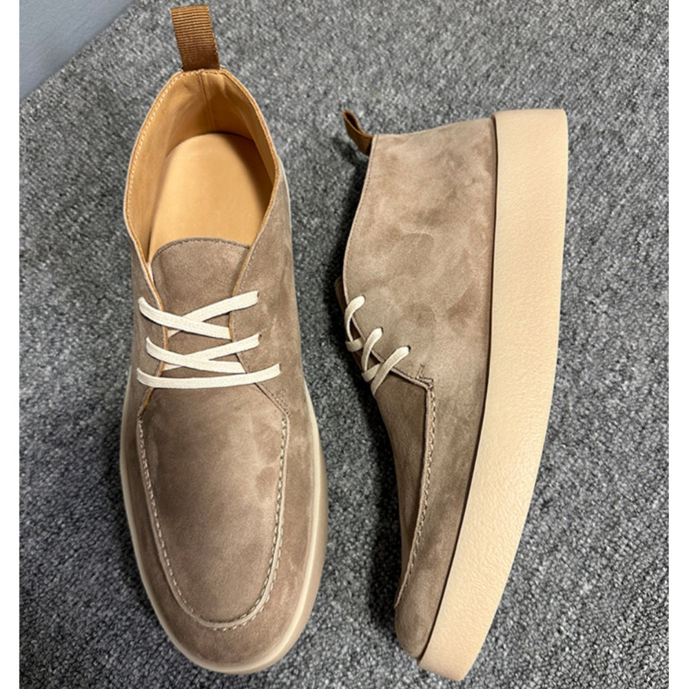 Men's high-top leather sports shoes, soft cowhide material casual shoes, comfortable and breathable upper.