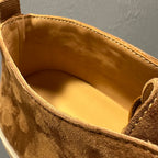 Men's high-top leather sports shoes, soft cowhide material casual shoes, comfortable and breathable upper.