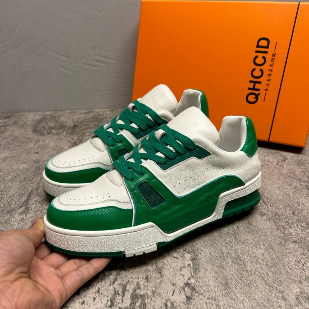 Men's genuine leather sports shoes - White thick-soled casual fashionable shoes - New and brand-new style