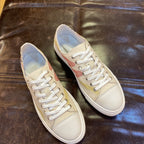 Breathable canvas sports shoes, men's low-top style, fashionable and versatile, casual shoe model.