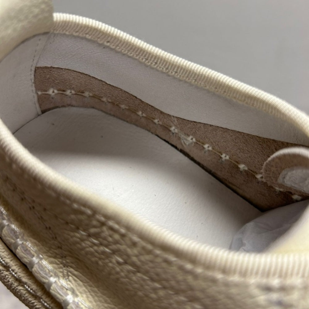 Men's genuine leather white sports shoes, suitable for casual streetwear, men's high-end urban shoes