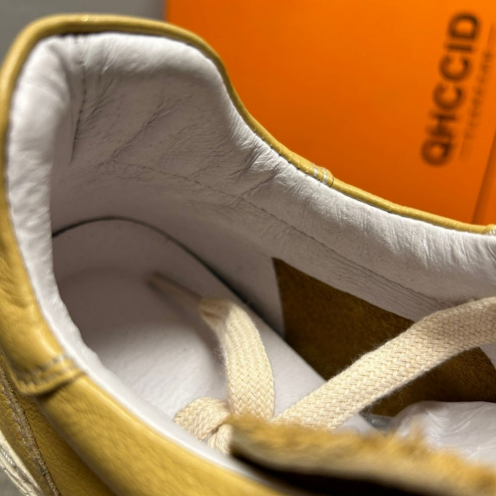 Men's leather retro high-top sneakers - Fashionable, warm, and casual sports shoes