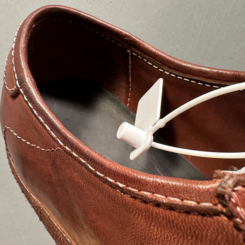 Men's leather training shoes with a retro distressed effect, comfortable and breathable, handcrafted.