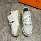 Men's genuine leather sports shoes - White thick-soled casual fashionable shoes - New and brand-new style