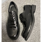 Leather retro engraving style men's business formal shoes. Made of top-quality genuine leather.