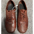 Men's leather training shoes with a retro distressed effect, comfortable and breathable, handcrafted.
