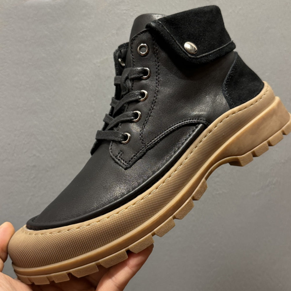 Retro high-top shoes made of genuine leather, with sewn shoelaces, short boot style, for men.