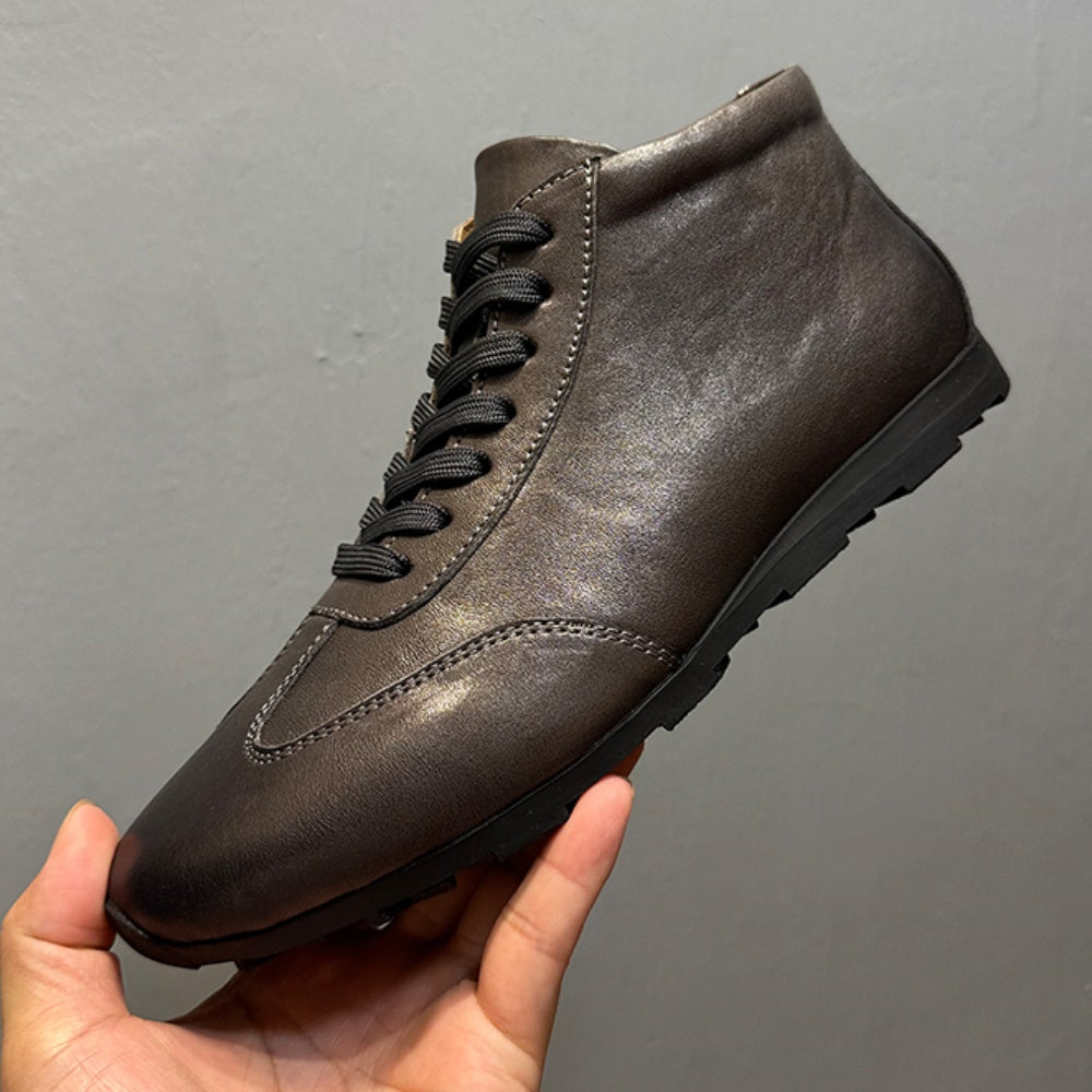 High-top men's new leather casual shoes, flat-soled lace-up boots, retro and versatile black shoes