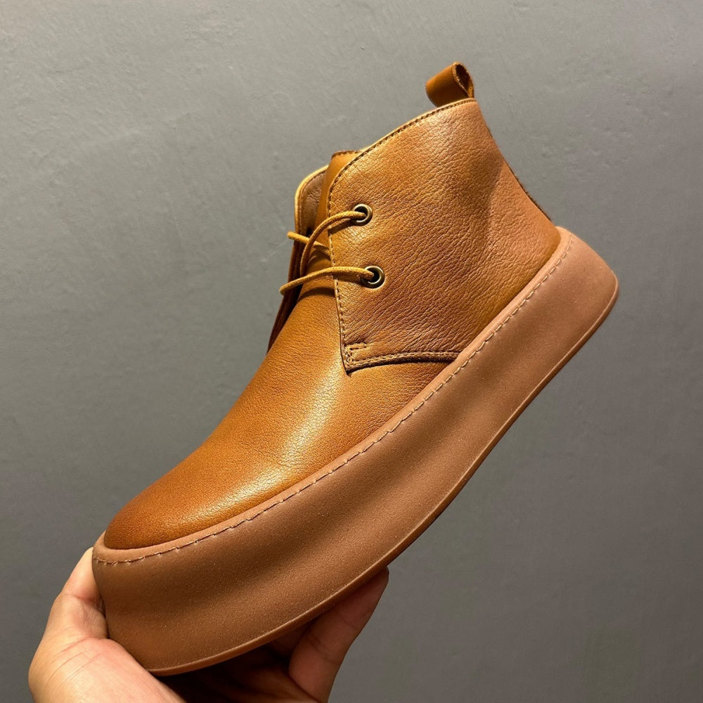 Men's new leather thick-textured suede high-top casual shoes, with thick sole and high-top design.