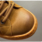 Men's genuine leather casual shoes, with a sporty style, designed to enhance the height of the feet.