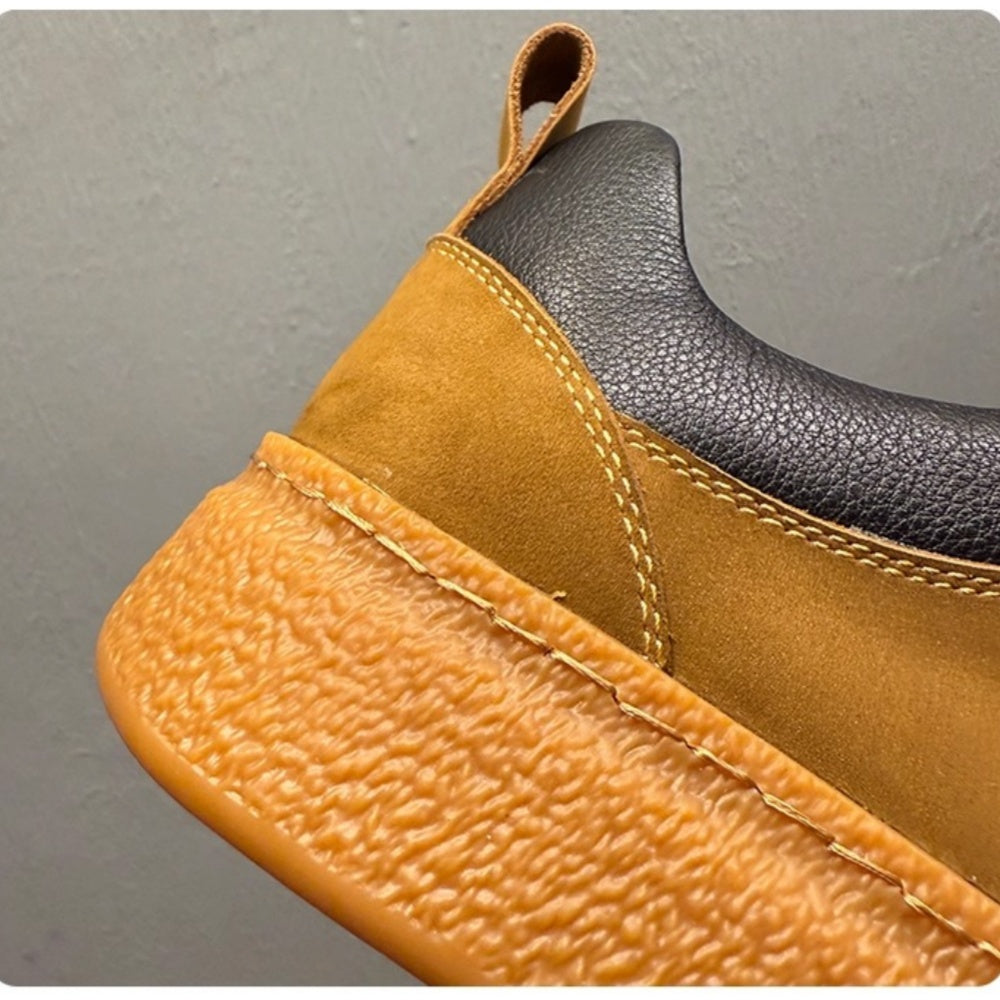 Men's genuine leather casual shoes, with a sporty style, designed to enhance the height of the feet.