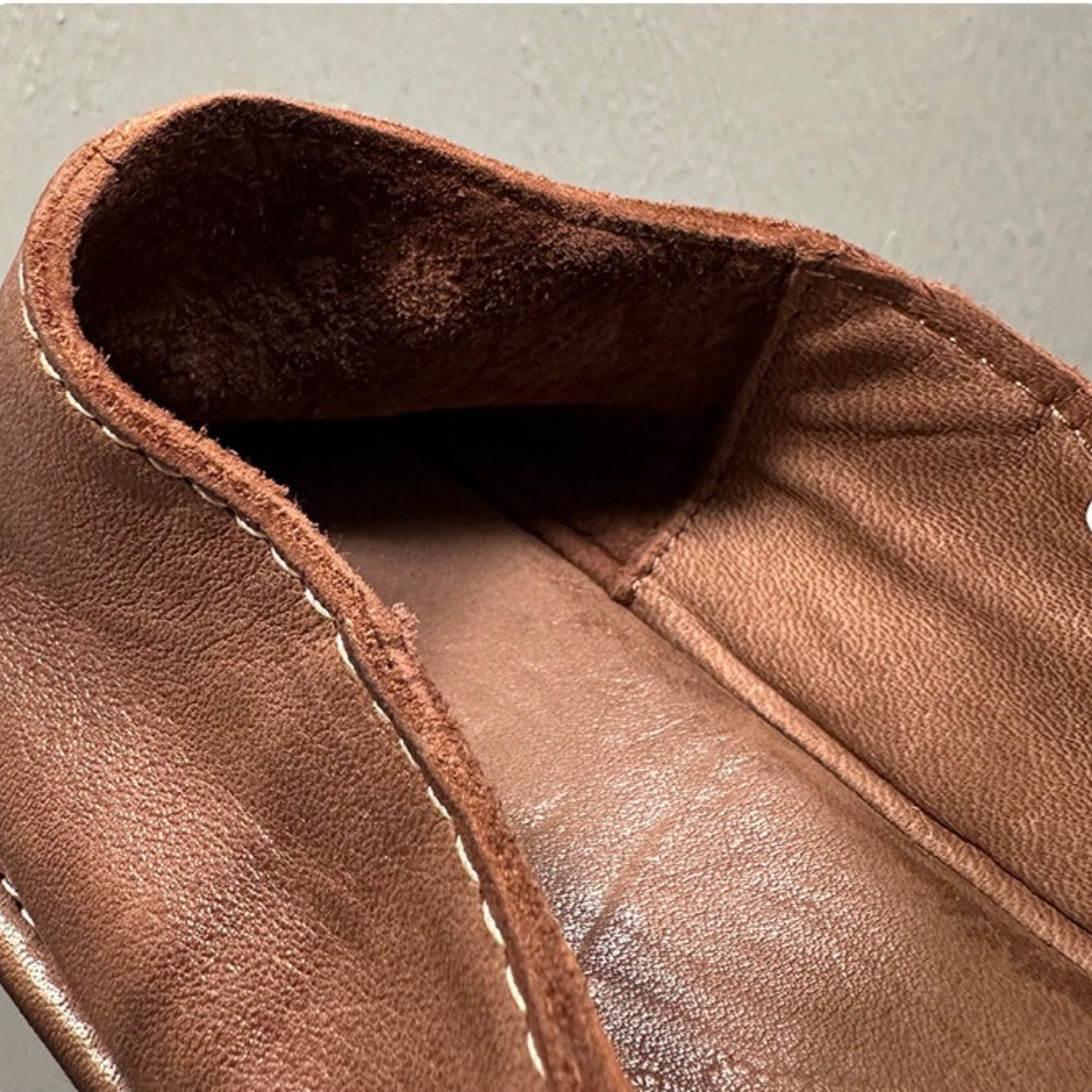 Men's handcrafted casual leather shoes - Soft leather, adjustable laces to ensure breathability