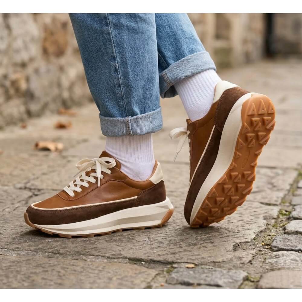 QHCCID | Soft-textured sports leather shoes (casual style)