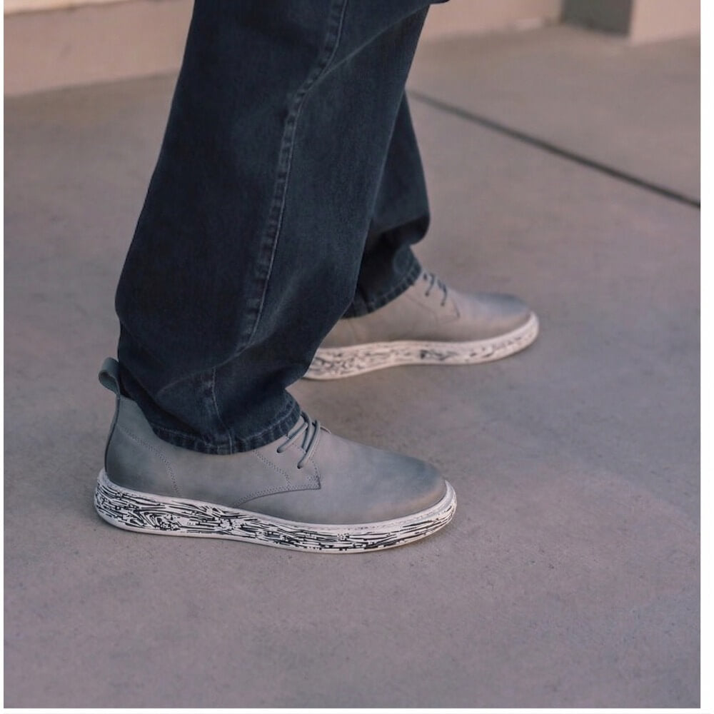 QHCCID | Minimalist High-Top Shoes