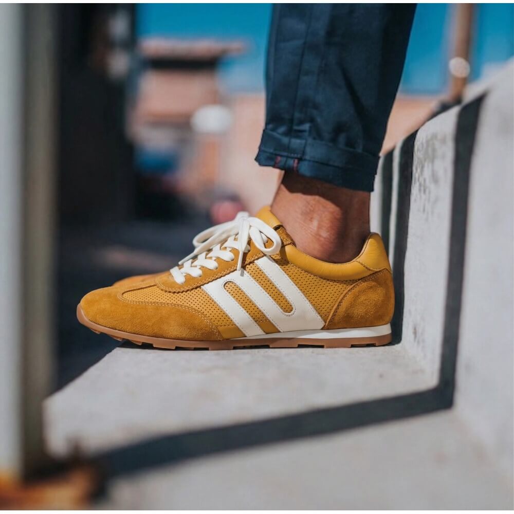 QHCCID | Hollow Ventilated Training Shoes