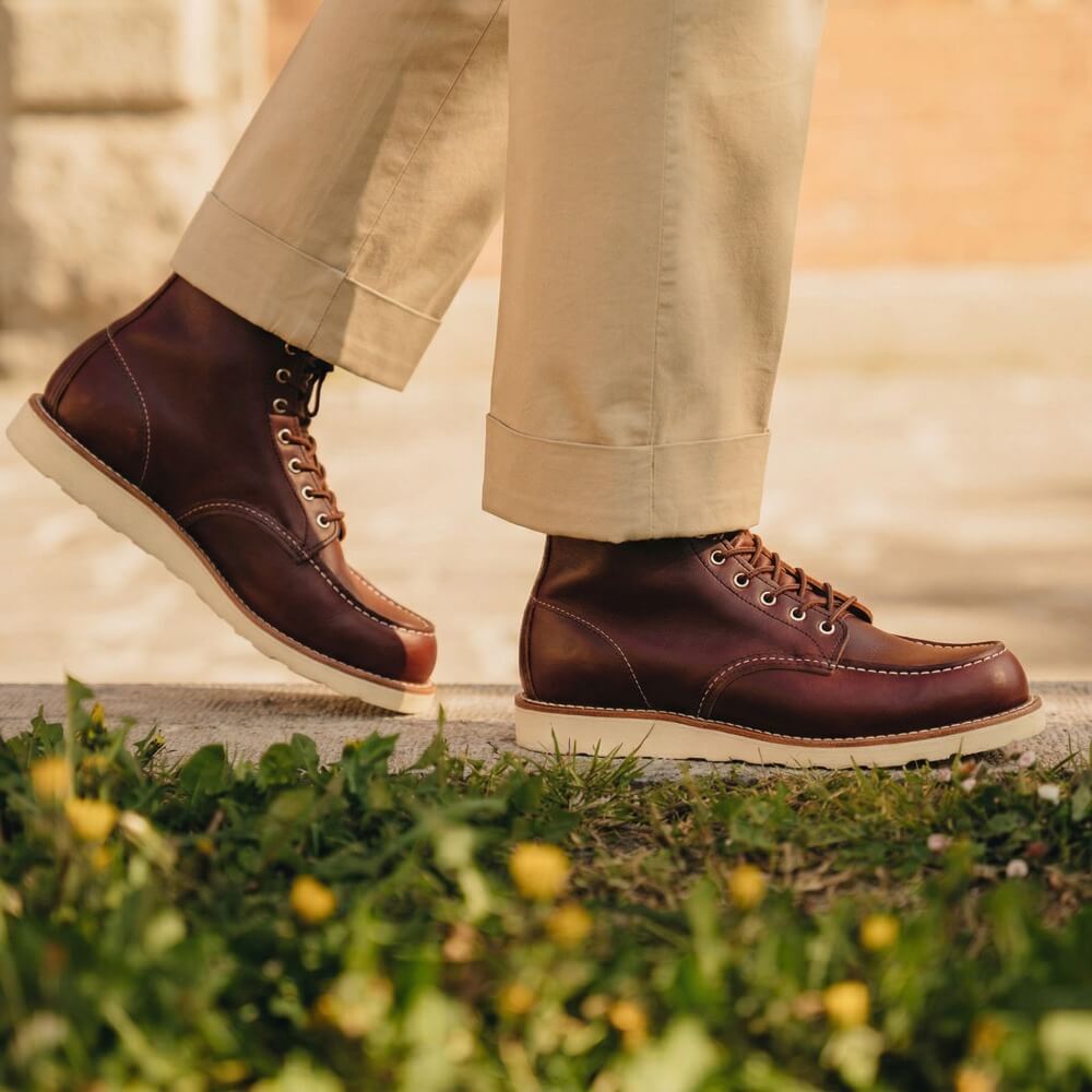WL | Glossy Thick-soled Shoes