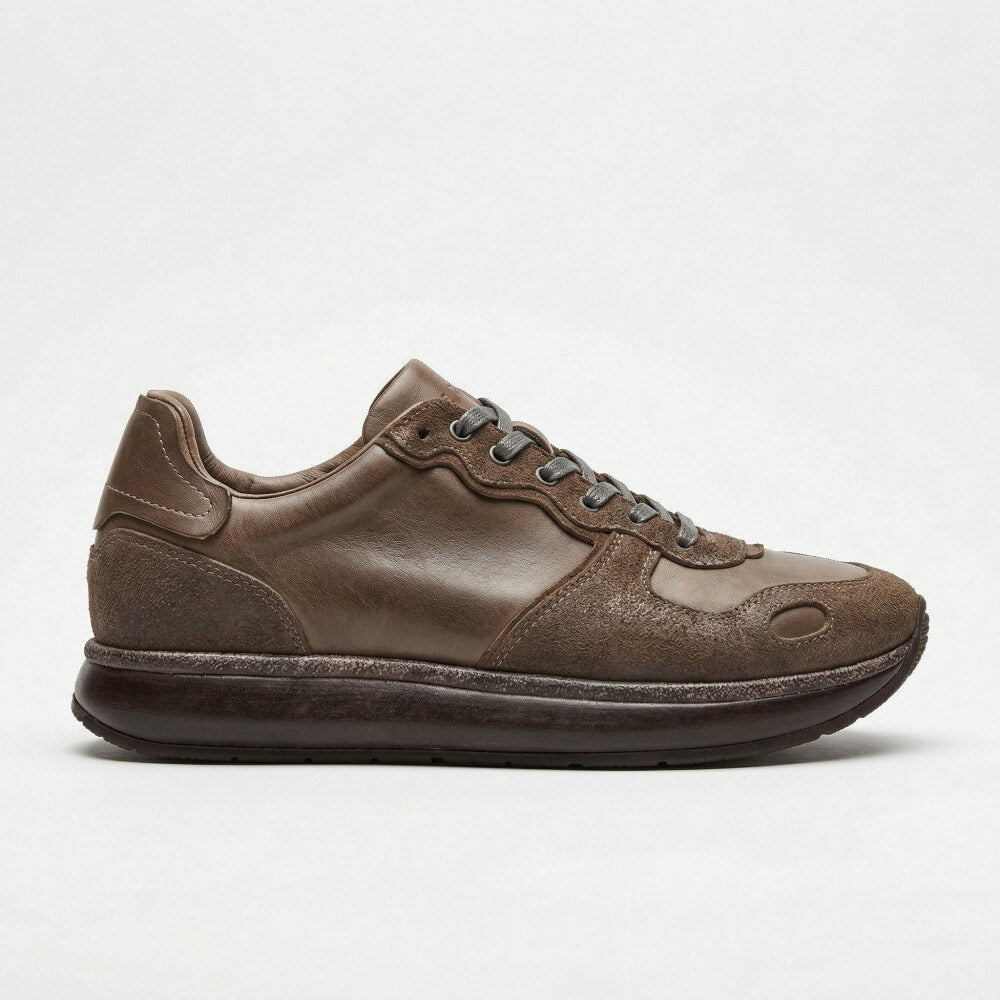 QHCCID | Making old-style stitched shoes