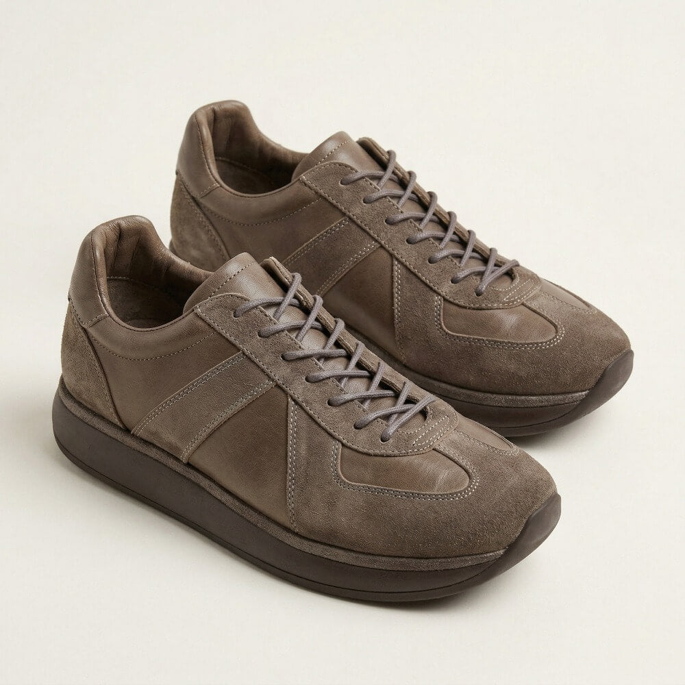QHCCID | Making Vintage Casual Sports Shoes