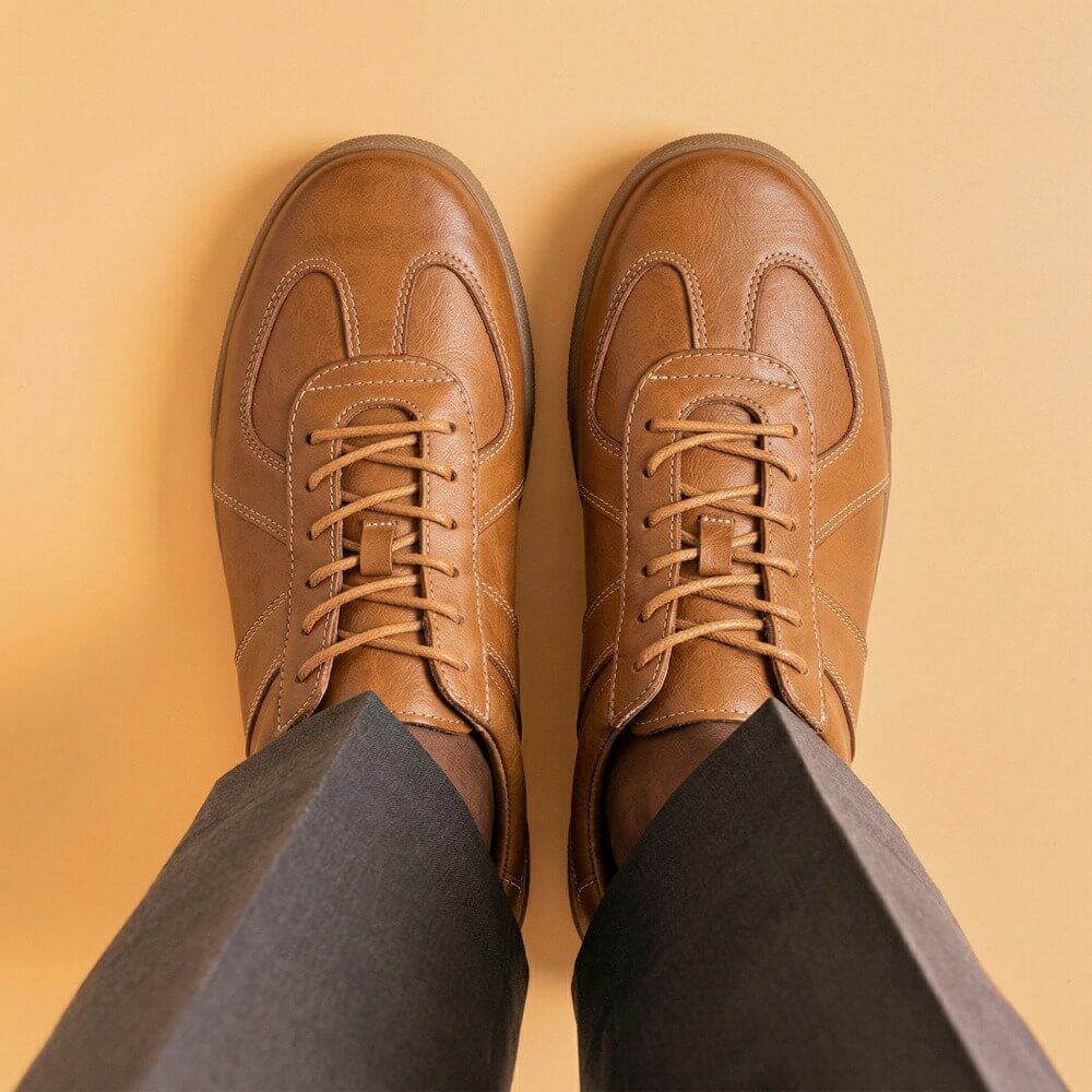 QHCCID | Classic Deuterium Training Shoes