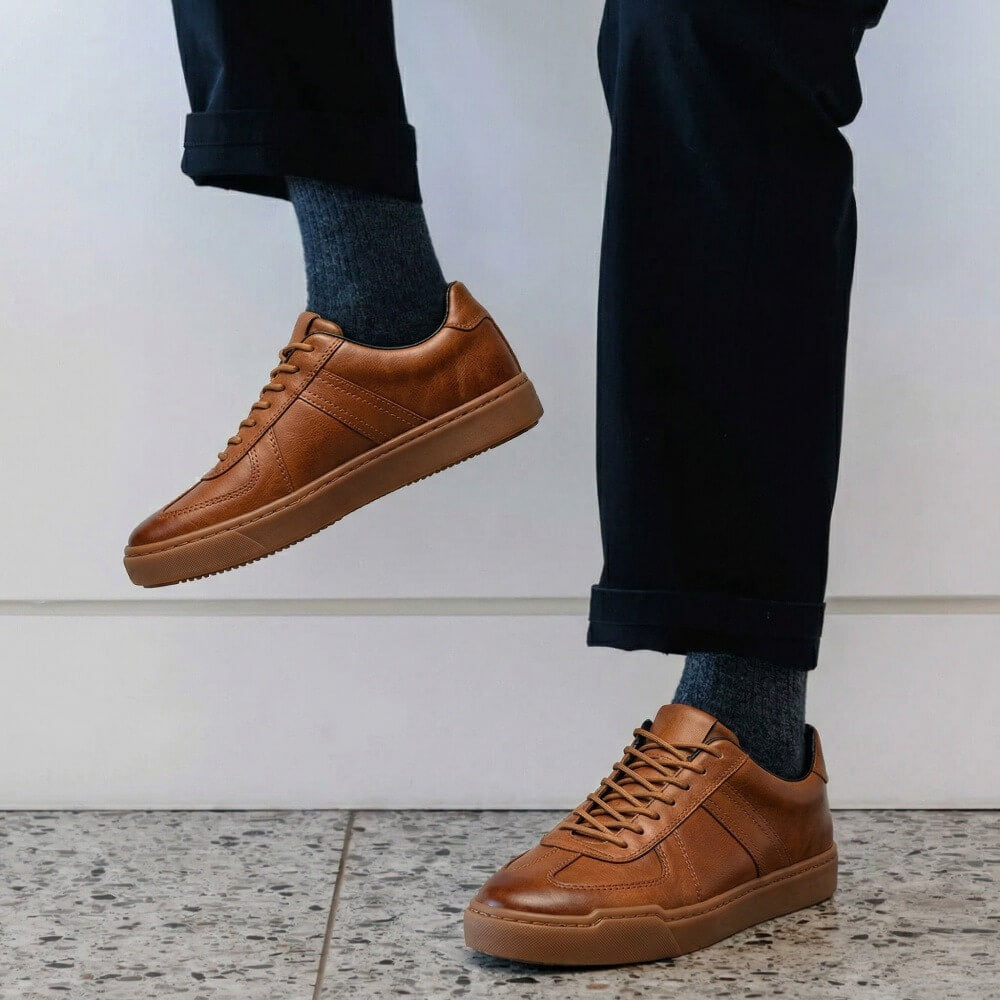 QHCCID | Classic Training Shoes