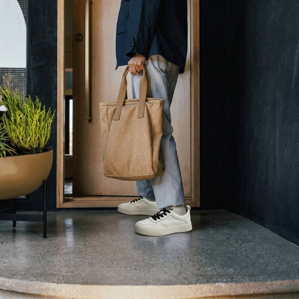 QHCCID | Litchi-pattern casual sneakers