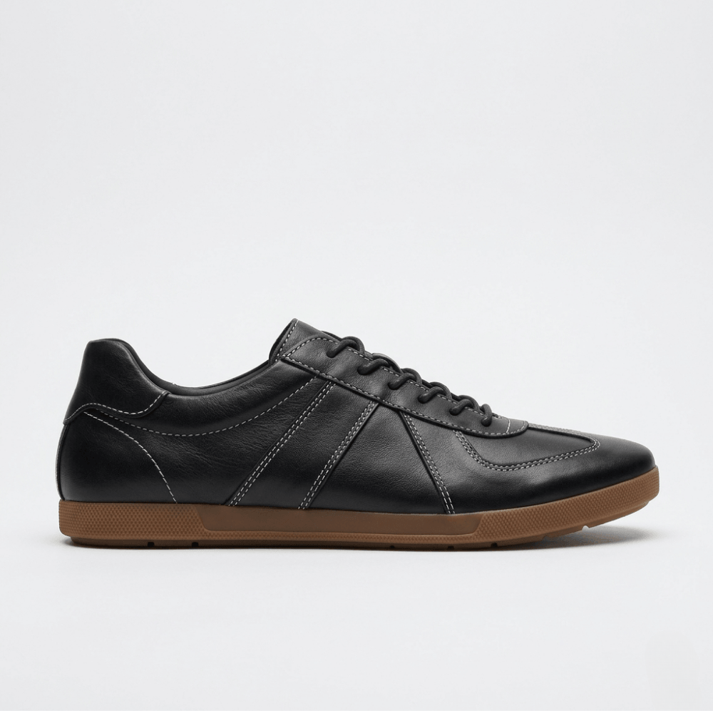 QHCCID | Vintage Training Shoes