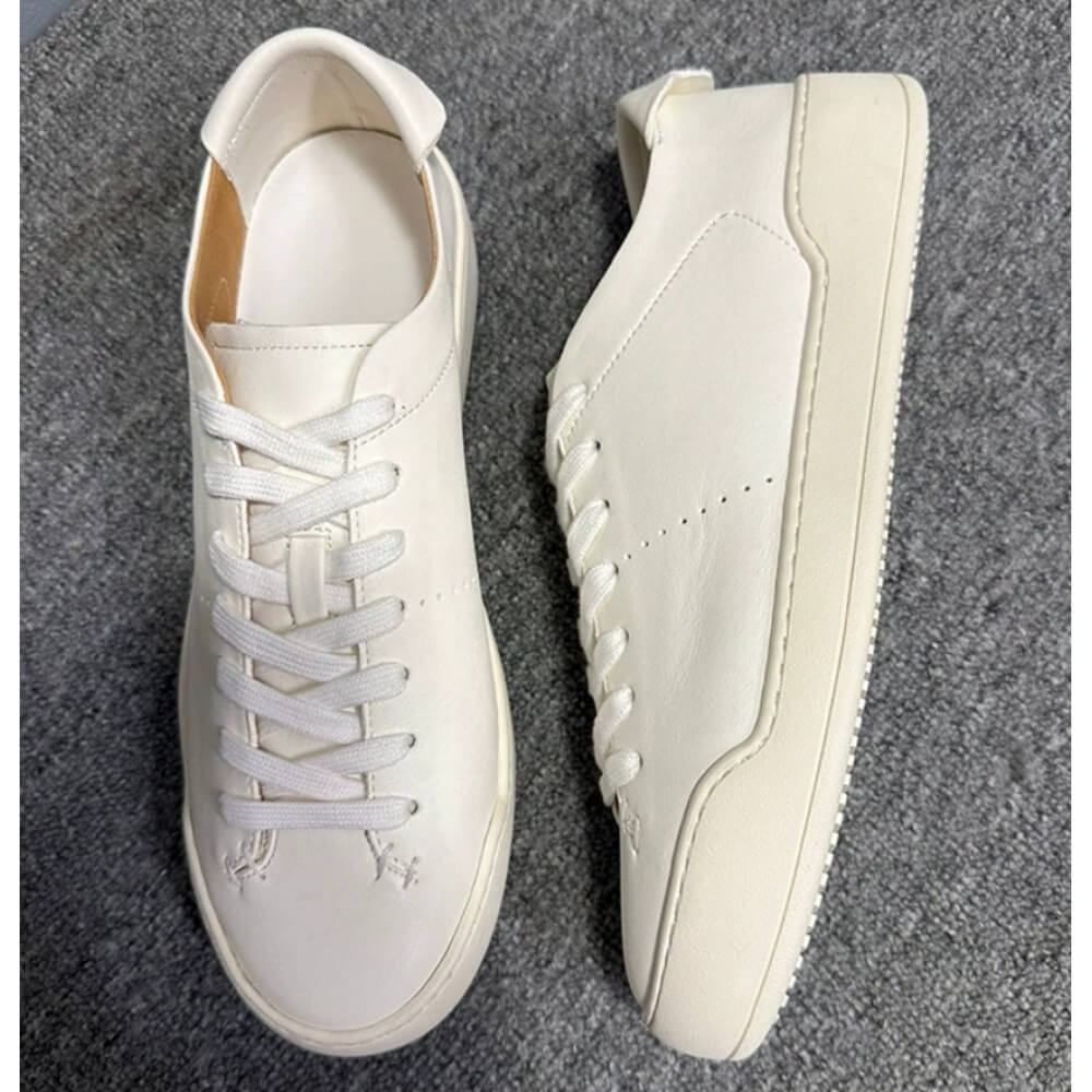 QHCCID | Minimalist plain white shoes