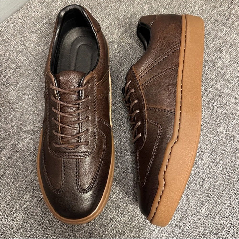 Men's casual sports shoes, fashionable and retro, made of high-quality leather, soft and comfortable.