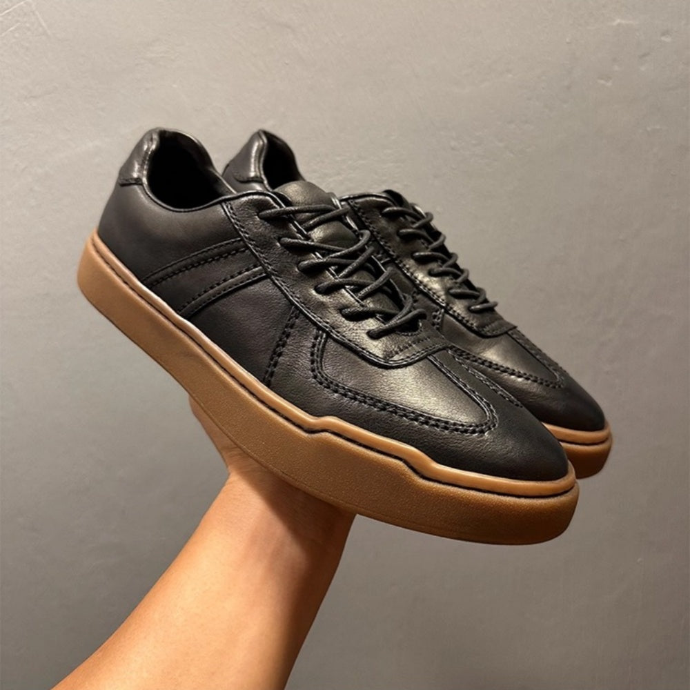 Men's casual sports shoes, fashionable and retro, made of high-quality leather, soft and comfortable.