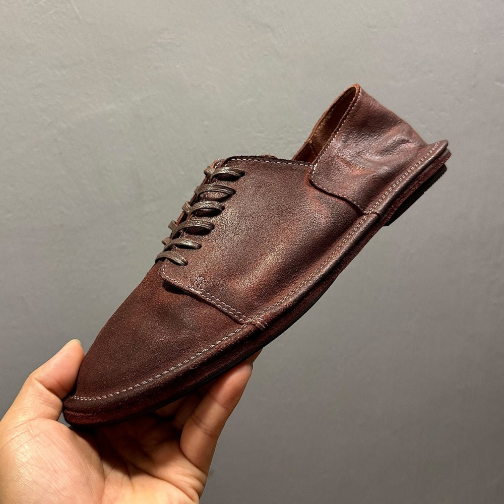 Men's handcrafted casual leather shoes - Soft leather, adjustable laces to ensure breathability