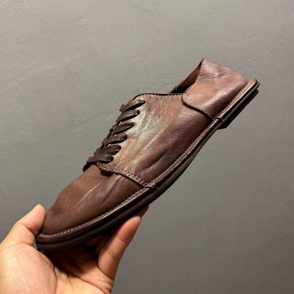 Men's handcrafted casual leather shoes - Soft leather, adjustable laces to ensure breathability