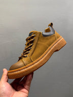 Men's genuine leather casual shoes, with a sporty style, designed to enhance the height of the feet.
