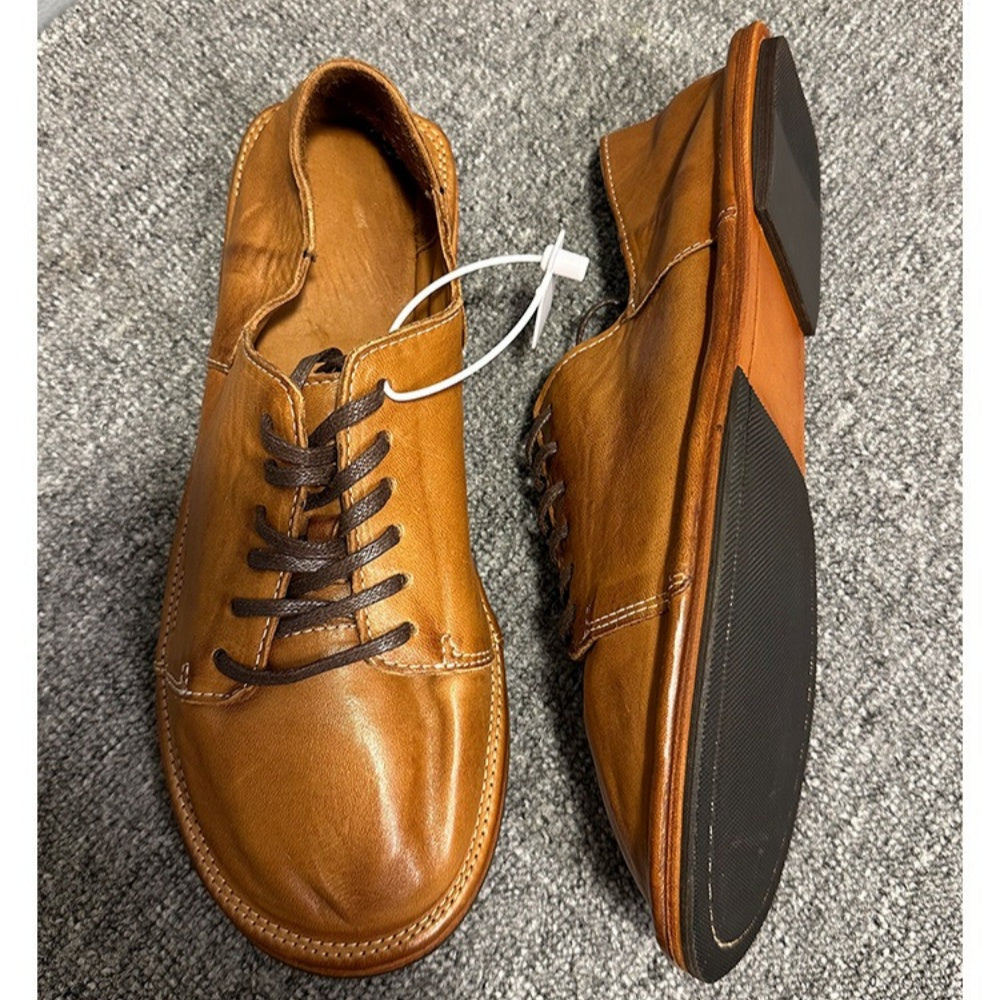 Men's handcrafted casual leather shoes - Soft leather, adjustable laces to ensure breathability