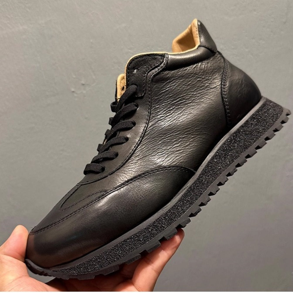 High-top sports shoes with a platform design, featuring a casual, fashionable and retro style.