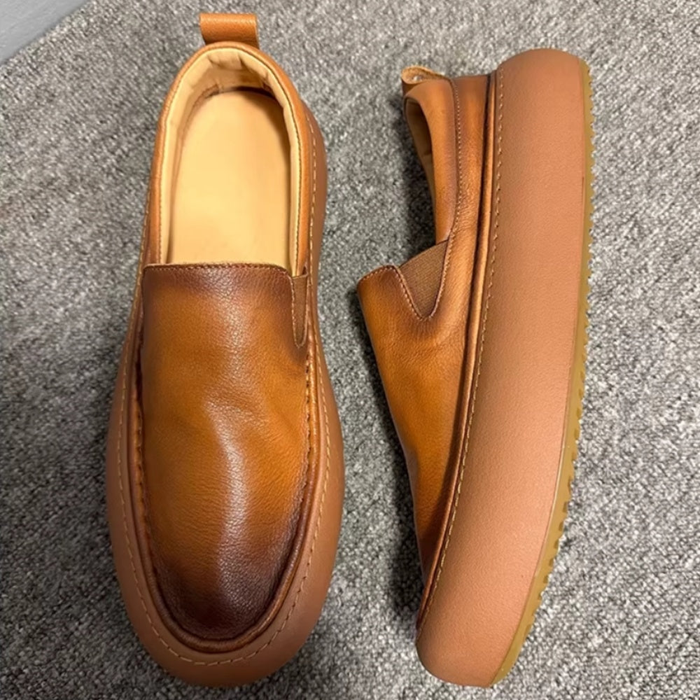New style genuine leather loafers for men - casual, laid-back shoes with soft leather and thick sole.