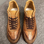 High-top sports shoes with a platform design, featuring a casual, fashionable and retro style.