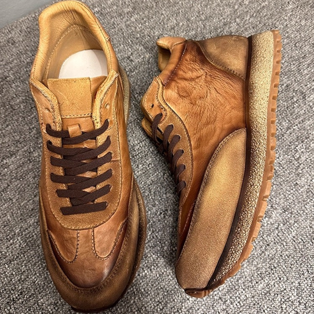 High-top sports shoes with a platform design, featuring a casual, fashionable and retro style.