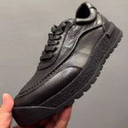 Men's boots combine both fashionable and retro styles, and they are also casual and sporty shoes.