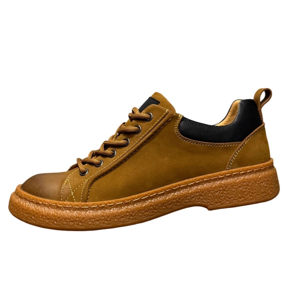 Men's genuine leather casual shoes, with a sporty style, designed to enhance the height of the feet.