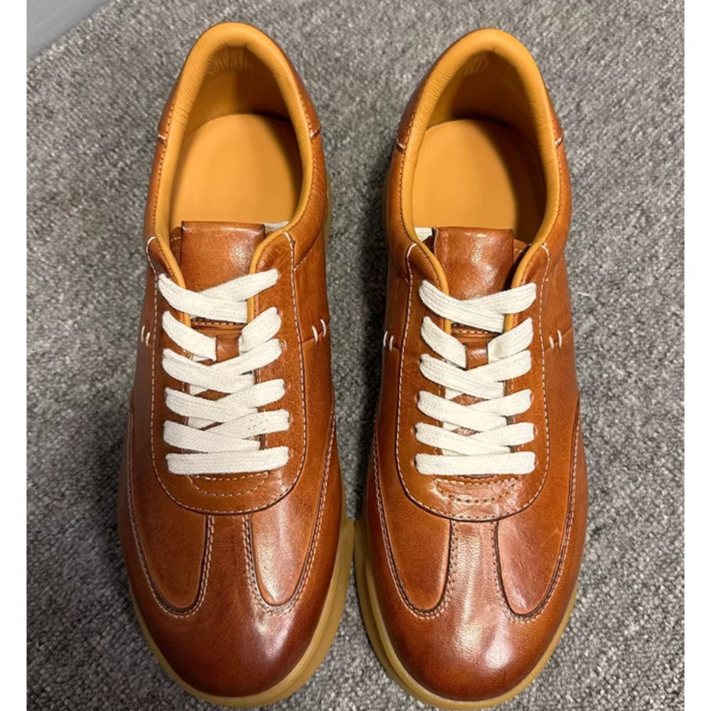 Men's retro leather training shoes, in a sports shoe style, with a retro and lightweight design