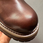 Men's leather Chelsea boots, with thick soles and a fully enclosed upper, a casual high-top style