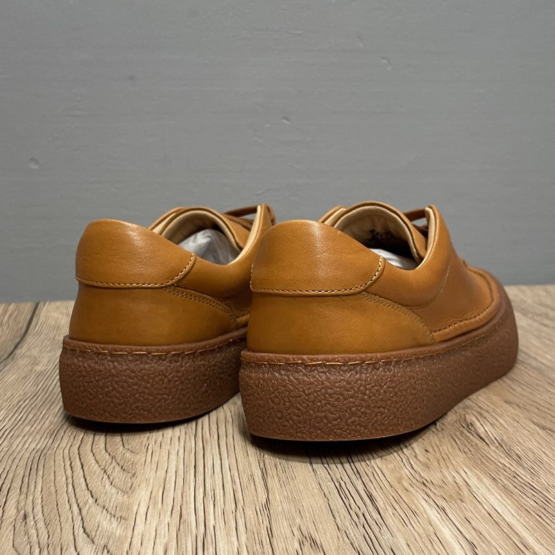 Handmade men's comfortable leather casual shoes with soft soles, casual men's shoes